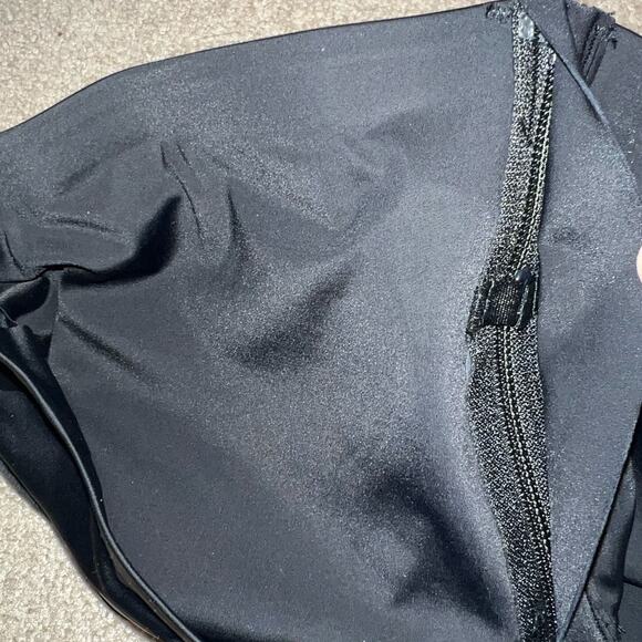 New Athleta Empower II Train Zipper Bra Black size M - Picture 2 of 9